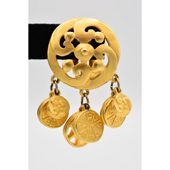 Givenchy Vintage Coin Clip On Earrings Brushed Gold Logo Etruscan Signed BinQ - Picture 7 of 12